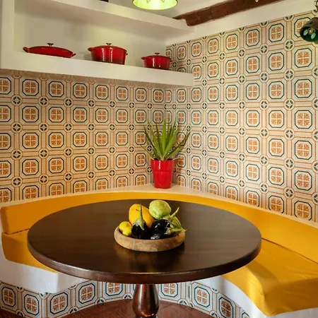 Сasa de vacaciones 18th-century With Ocean Views In Lanzarote