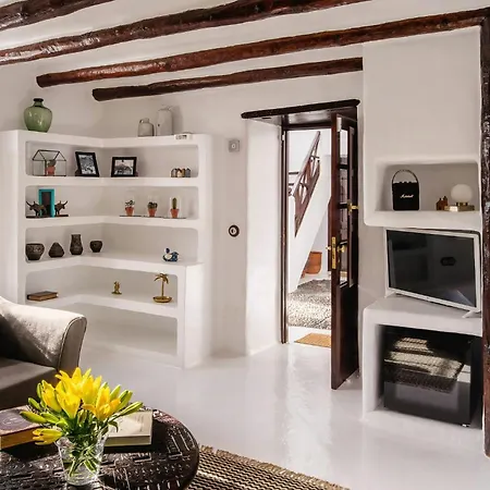 Сasa de vacaciones 18th-century With Ocean Views In Lanzarote *