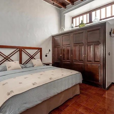 18th-century With Ocean Views In Lanzarote *